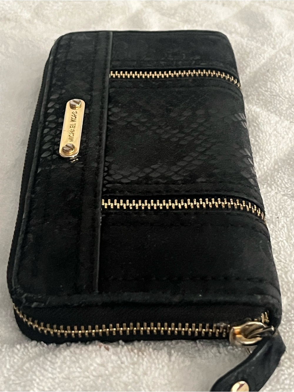 Michael Kors Black Wallet with Gold Hardware and Zip Accents H58